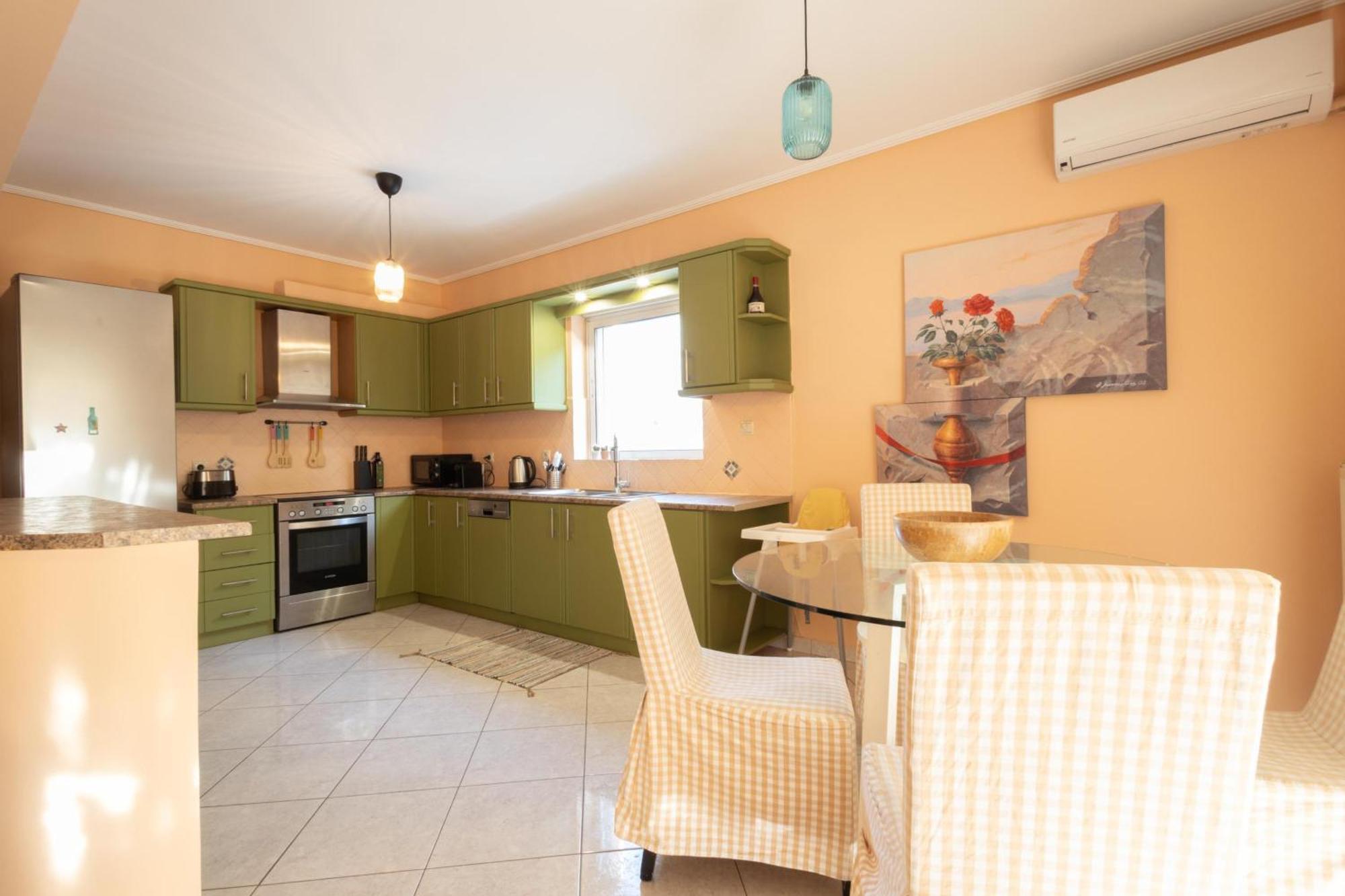 Luxury And Spacious Apt For 6 Guests Athènes Extérieur photo