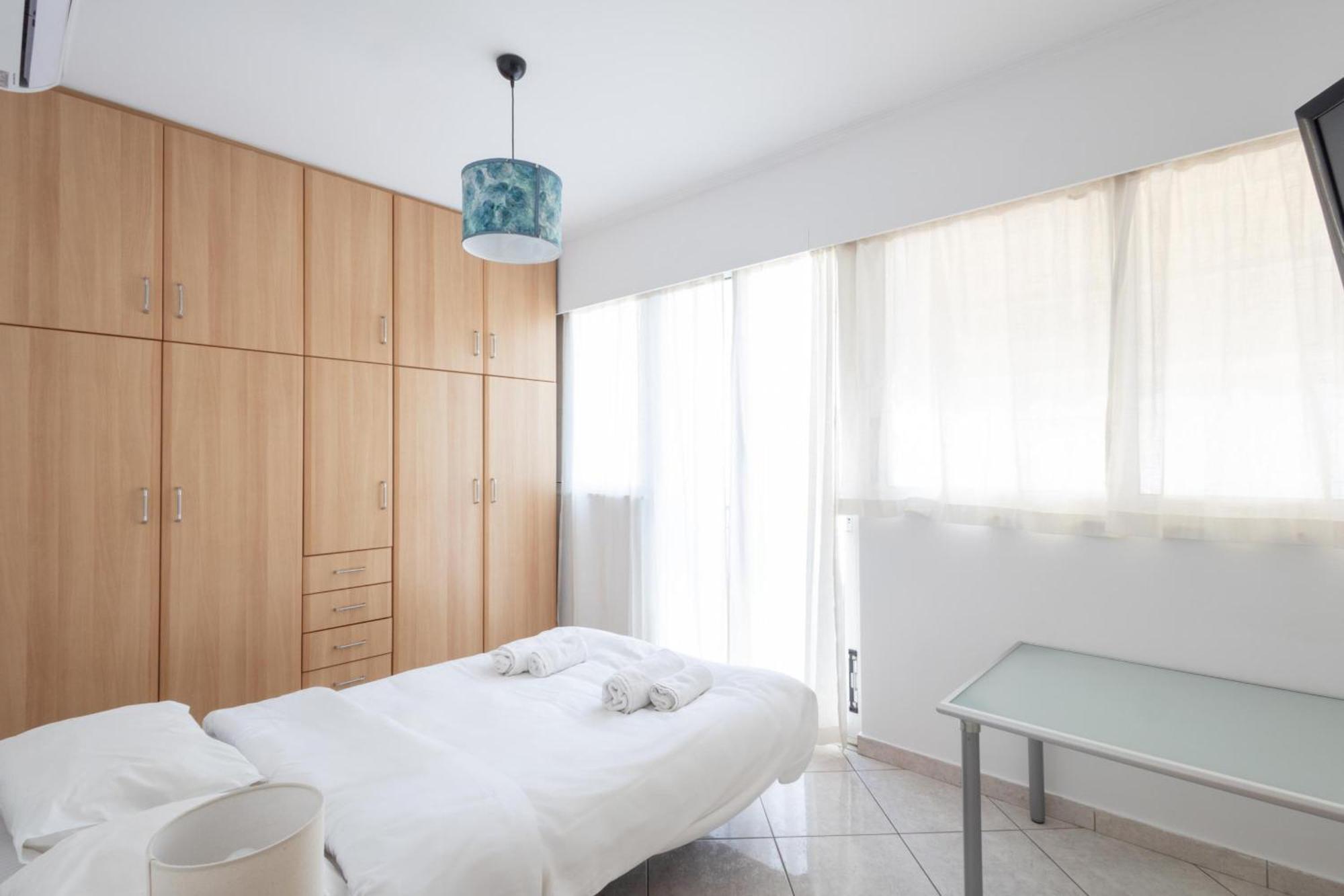 Luxury And Spacious Apt For 6 Guests Athènes Extérieur photo