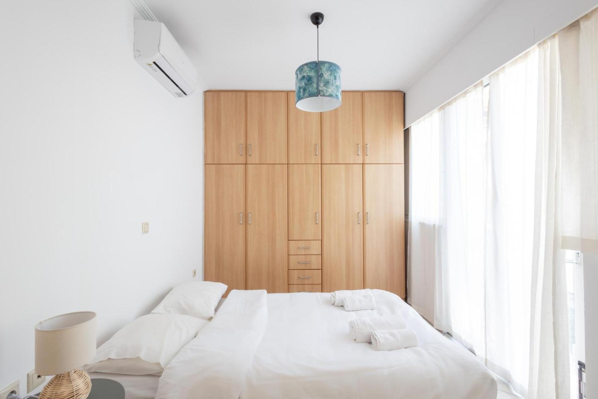 Luxury And Spacious Apt For 6 Guests Athènes Extérieur photo