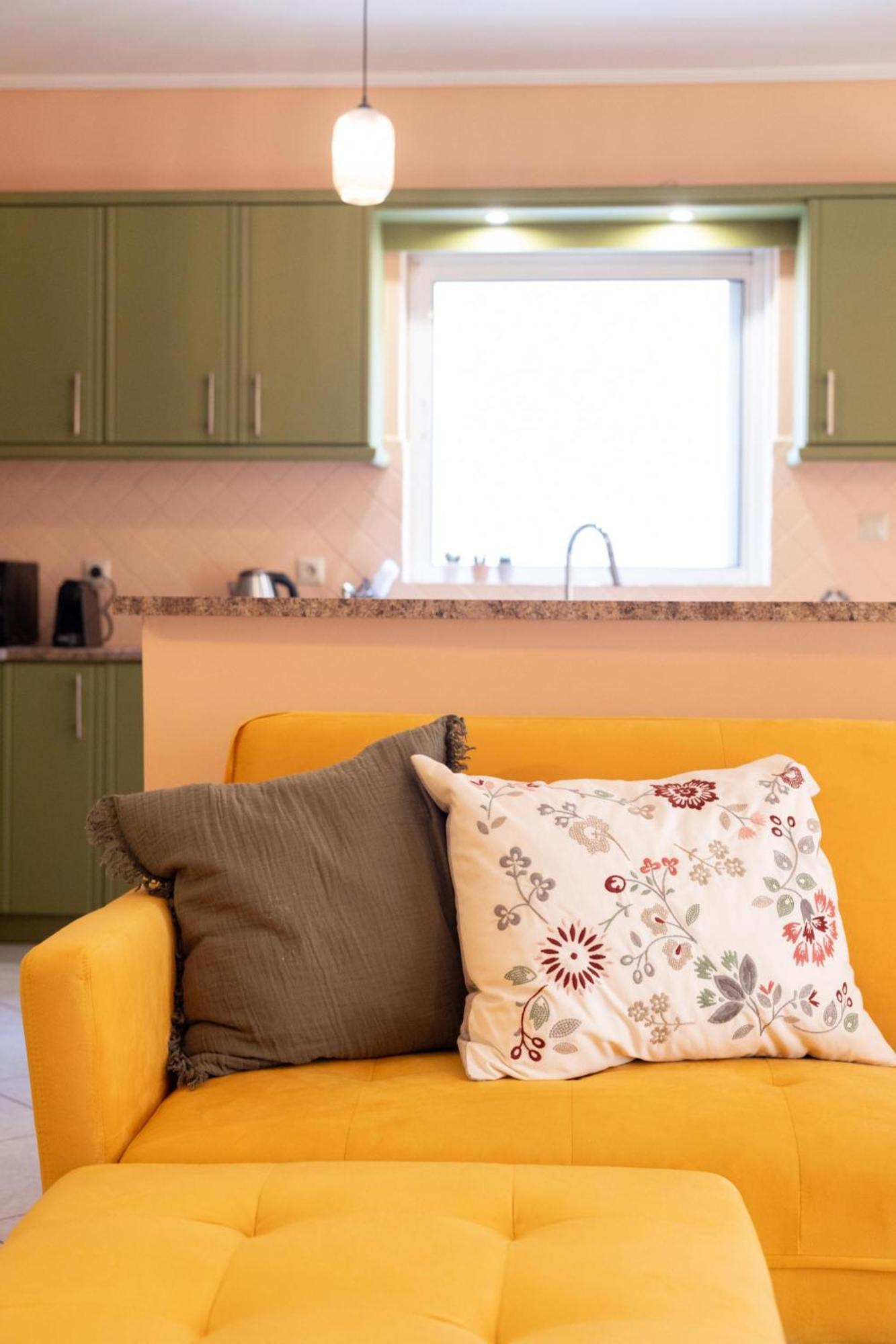 Luxury And Spacious Apt For 6 Guests Athènes Extérieur photo