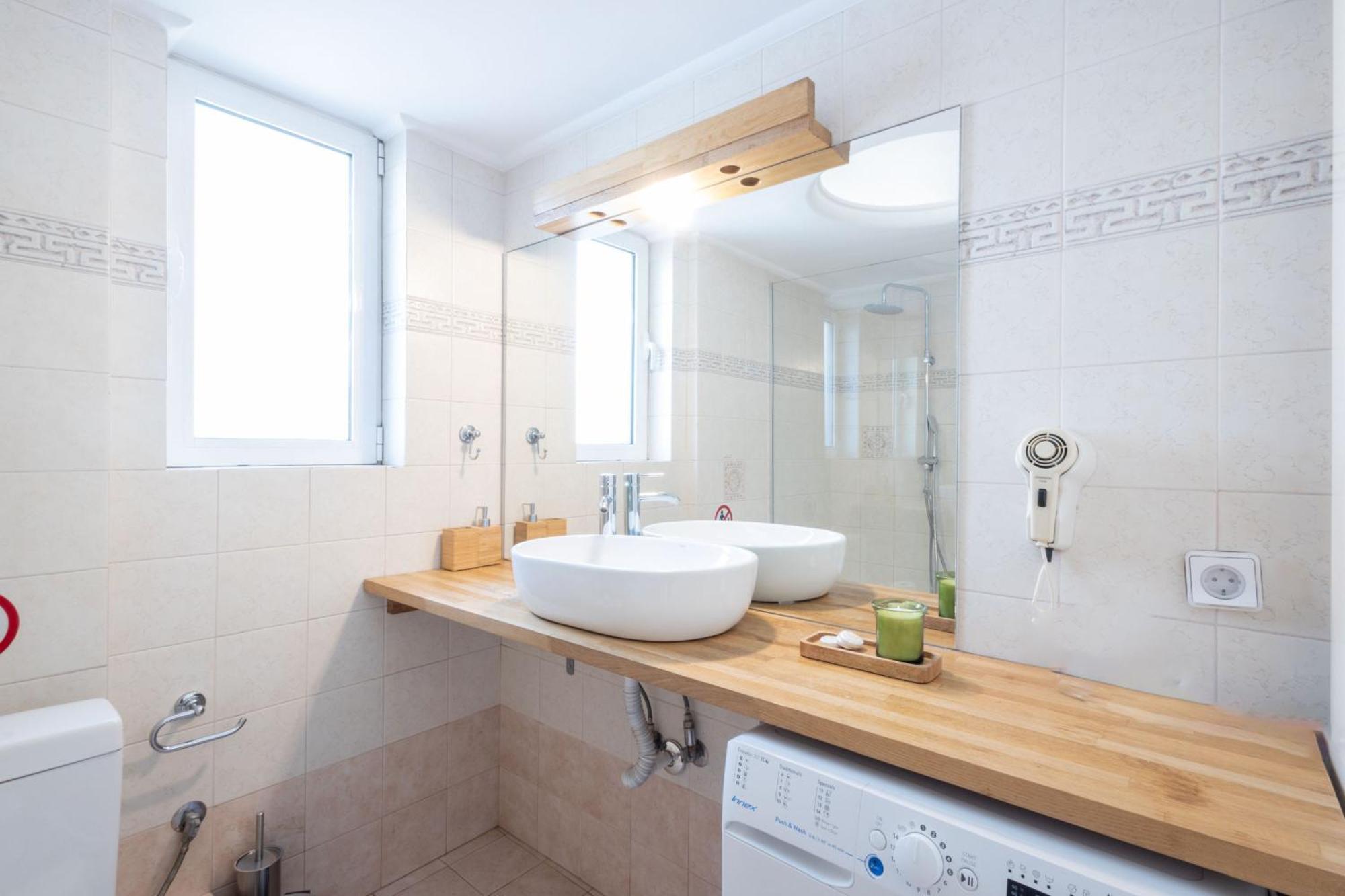 Luxury And Spacious Apt For 6 Guests Athènes Extérieur photo